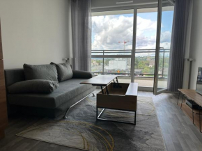 Agréable 2 pièces avec balcon et Parking transports by immo kit bnb